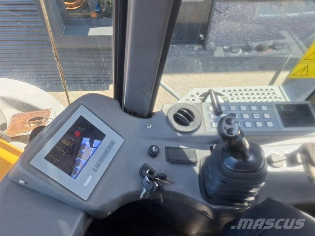 Liebherr L580 Utovarivači na kotačima