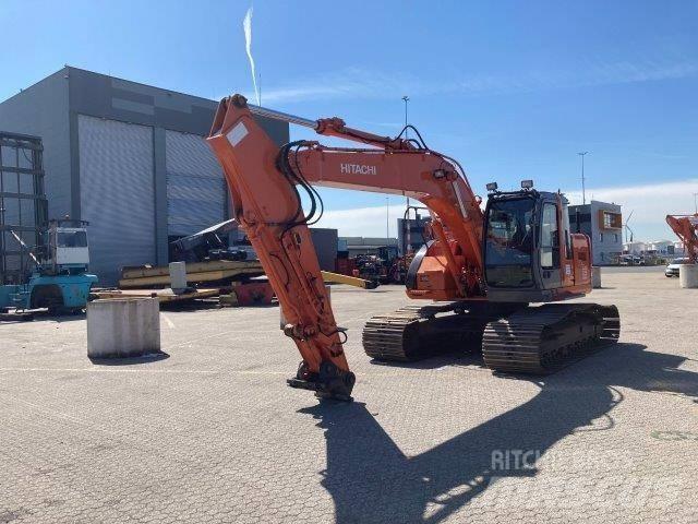 Hitachi ZX225USRLC Bageri gusjeničari