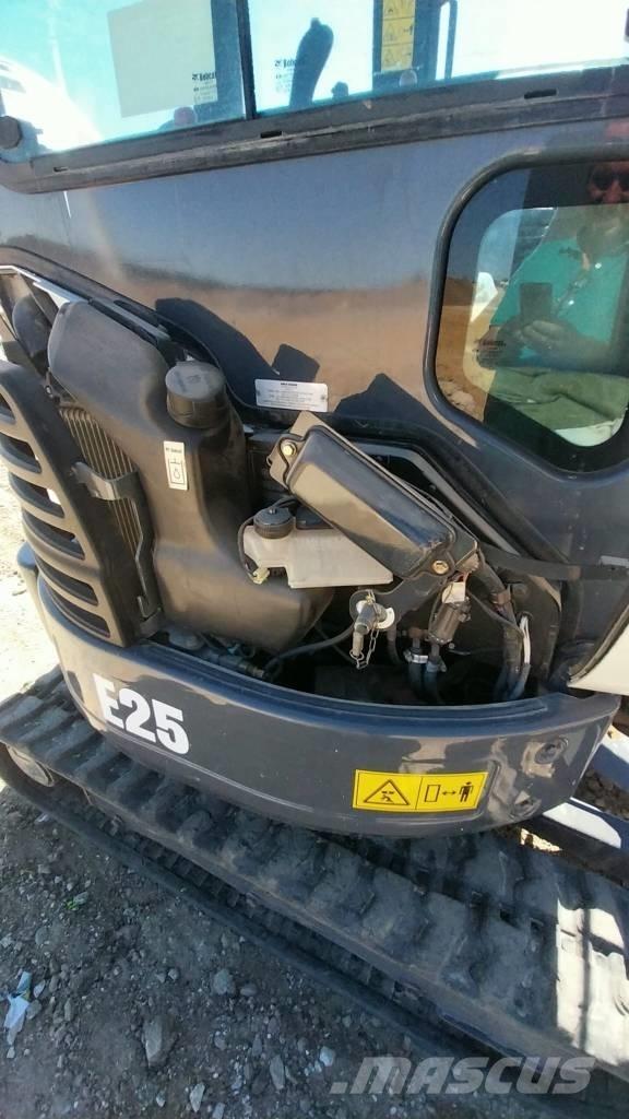 Bobcat E 25 Mini bageri <7t