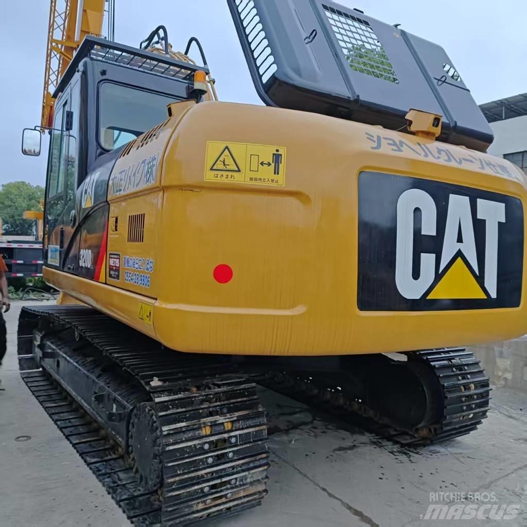 CAT 320 Bageri gusjeničari