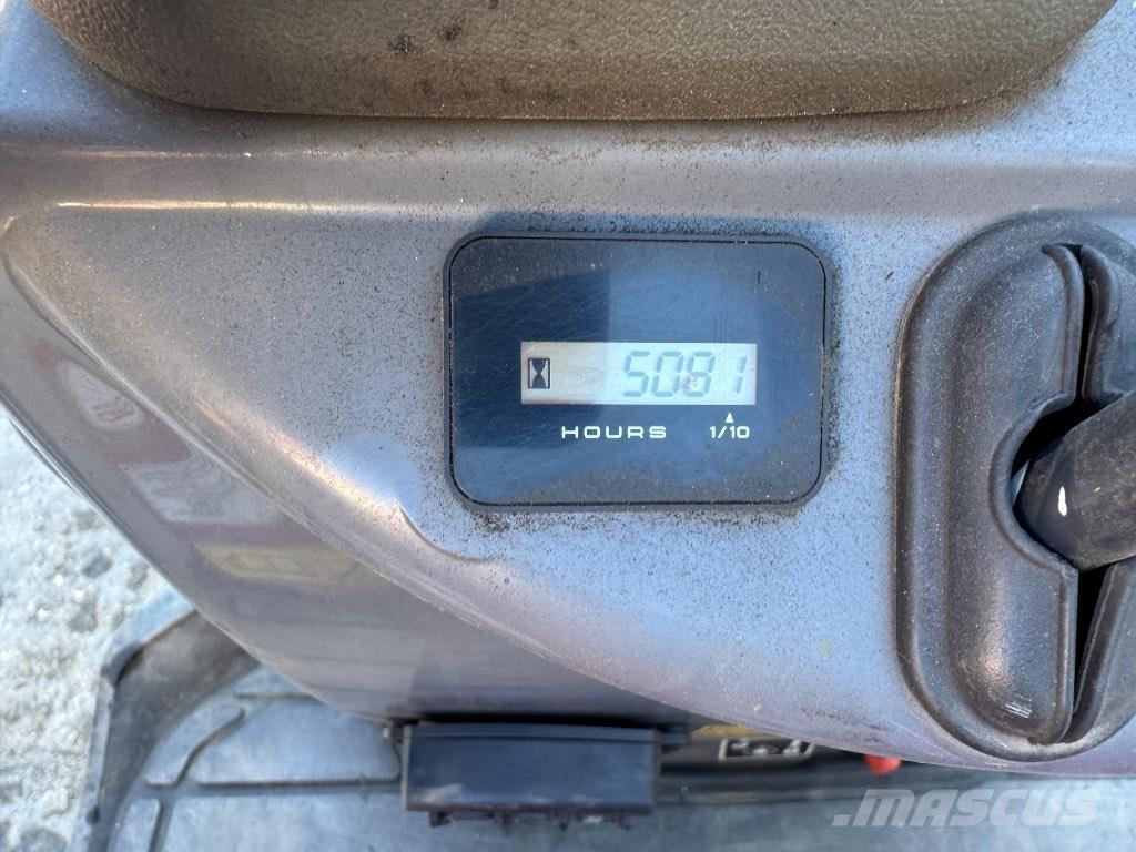 Yanmar SV08 (1E069) Mini bageri <7t