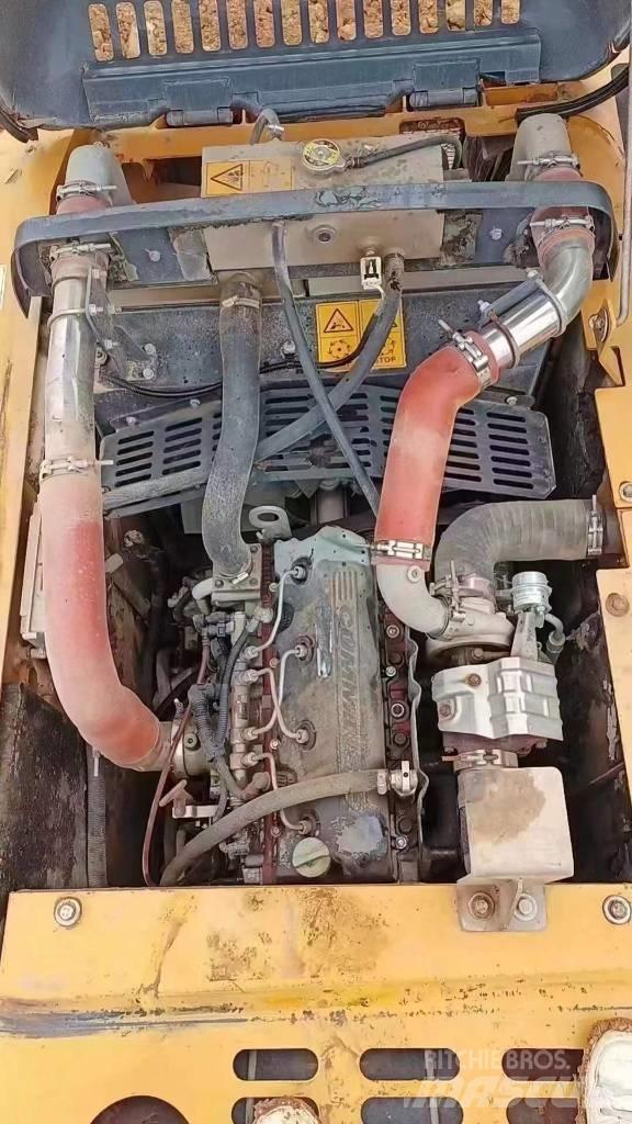 XCMG XE 135 E Bageri gusjeničari