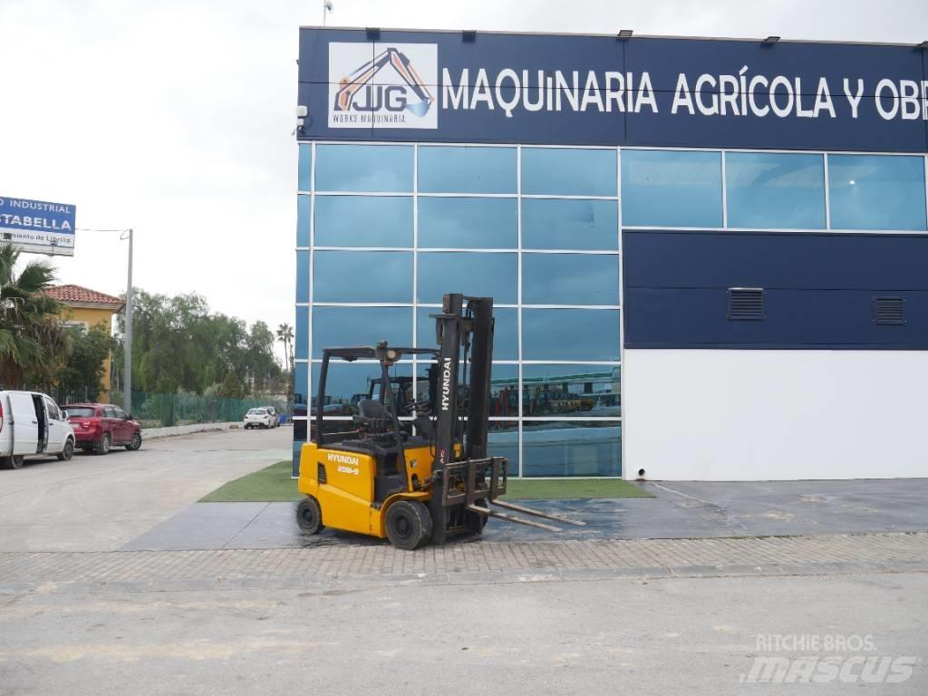 Hyundai 25 BH-9 Električni viličari