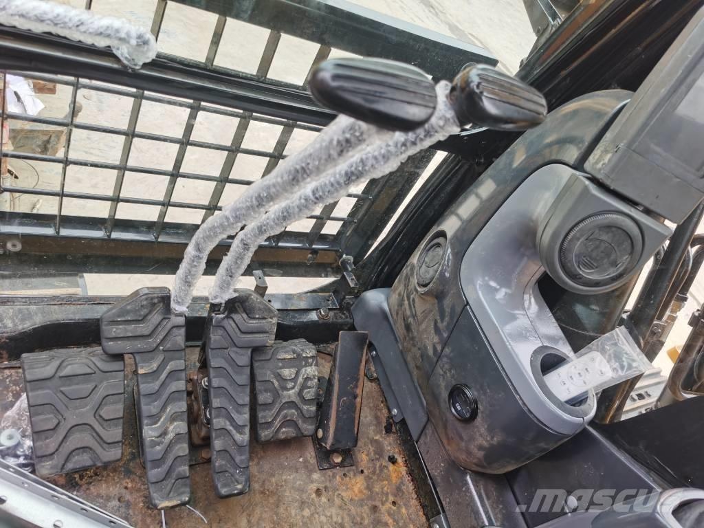 CAT 330 D Bageri gusjeničari