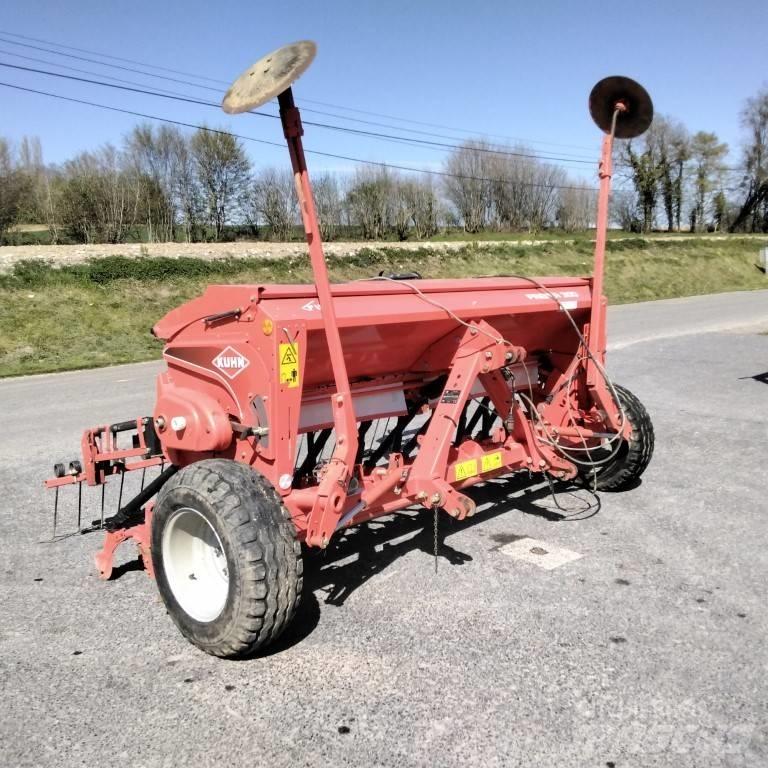 Kuhn Premia 300 Sijačice
