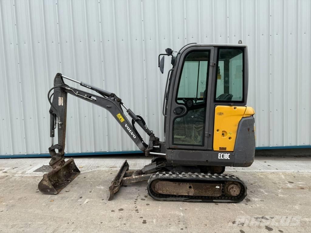 Volvo EC 18 C Mini bageri <7t