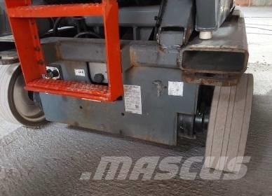 SkyJack SJ III 4726 Škaraste platforme