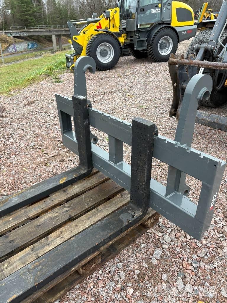 XYZ Gaffelställ BM Utovarivači na kotačima