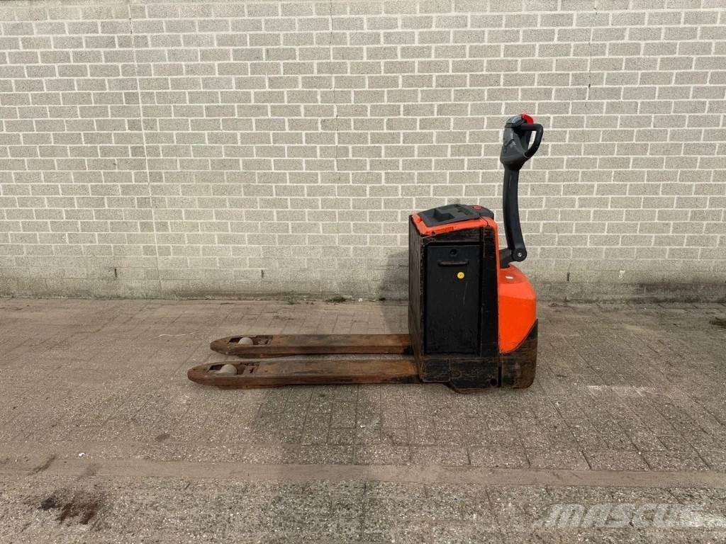 BT SWE200D Ručni električni viličar