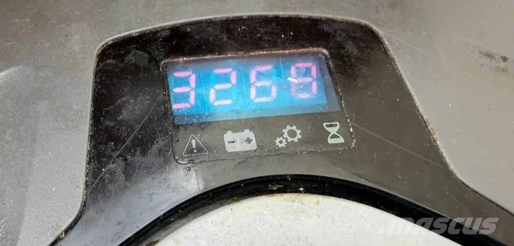 BT SWE200D Ručni električni viličar