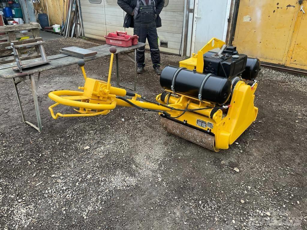 Bomag BW 65 S Valjci sa dvojnim bubnjem