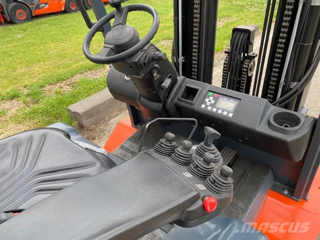 Toyota 8FBMT40 Električni viličari