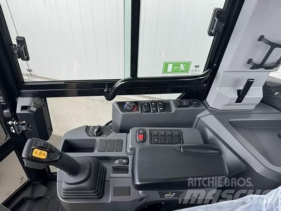 CAT 906 Utovarivači na kotačima