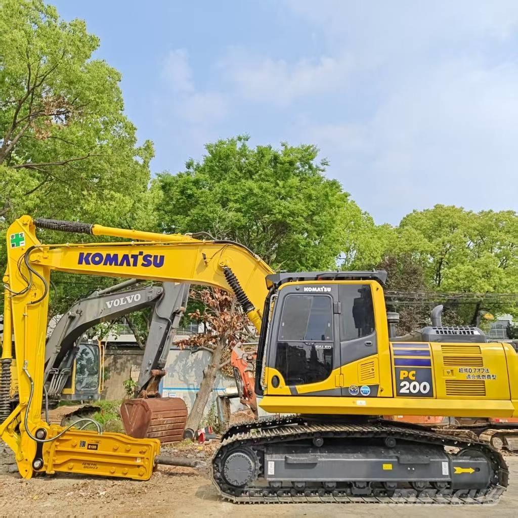 Komatsu PC 200-8 Bageri gusjeničari
