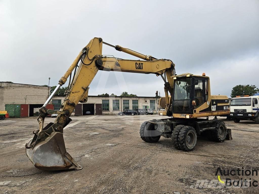 CAT M 318 C Bageri na kotačima
