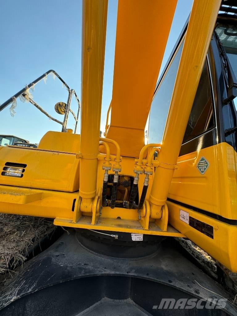 Komatsu PC 210 Bageri gusjeničari