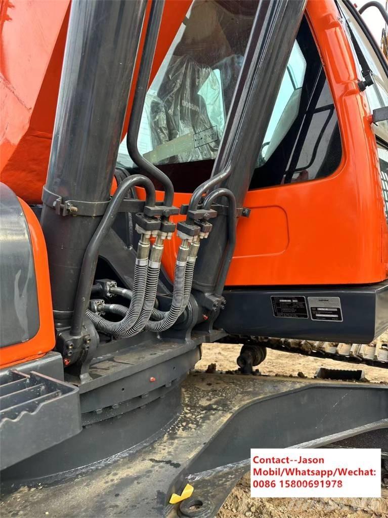 Doosan DX 225 LCA Bageri gusjeničari