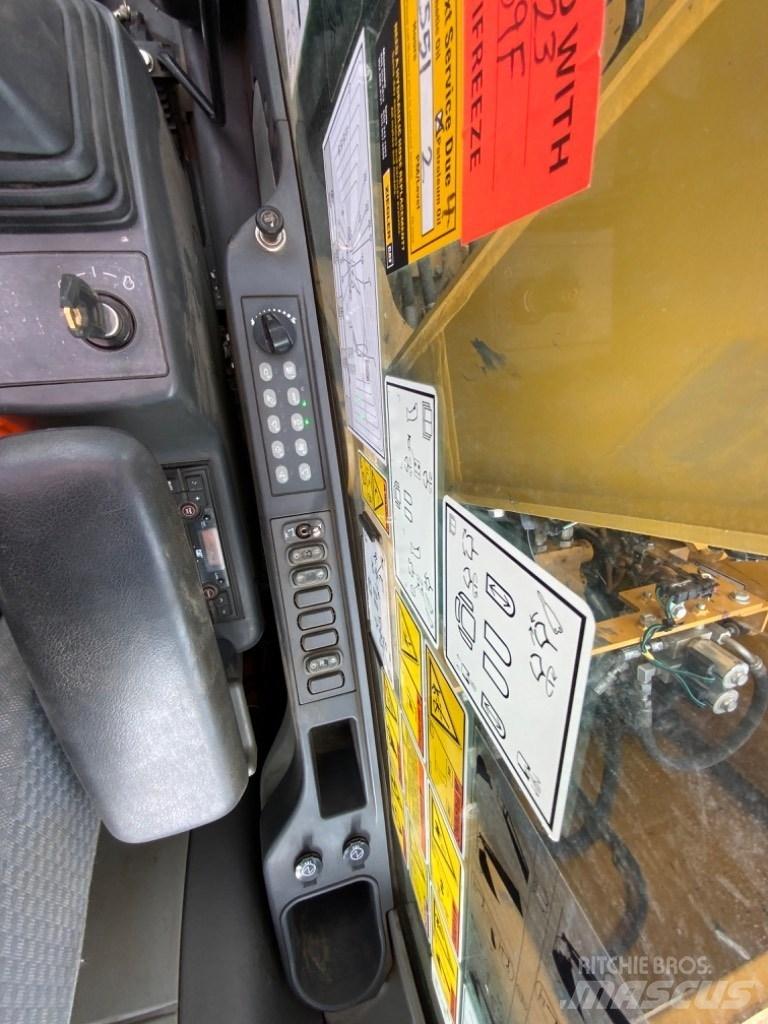 CAT 311F Bageri gusjeničari