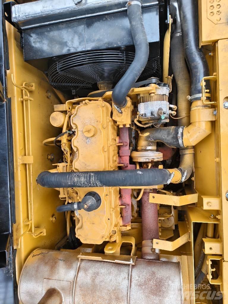 CAT 325 C Bageri gusjeničari