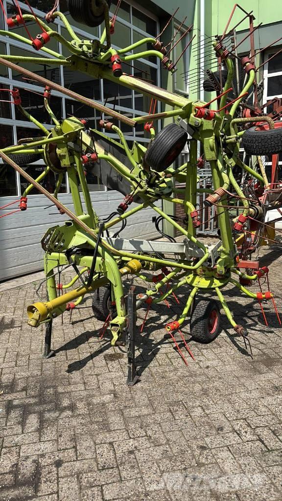 CLAAS Volto 770 Okretači i sakupljači sijena