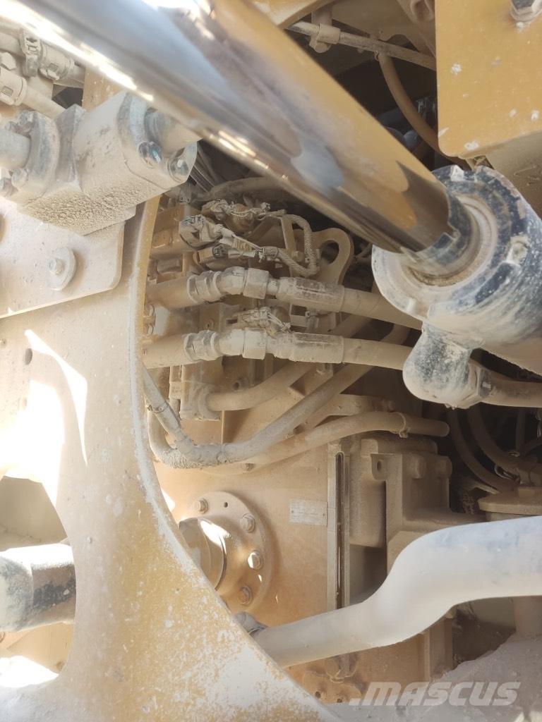 CAT 966 M Utovarivači na kotačima