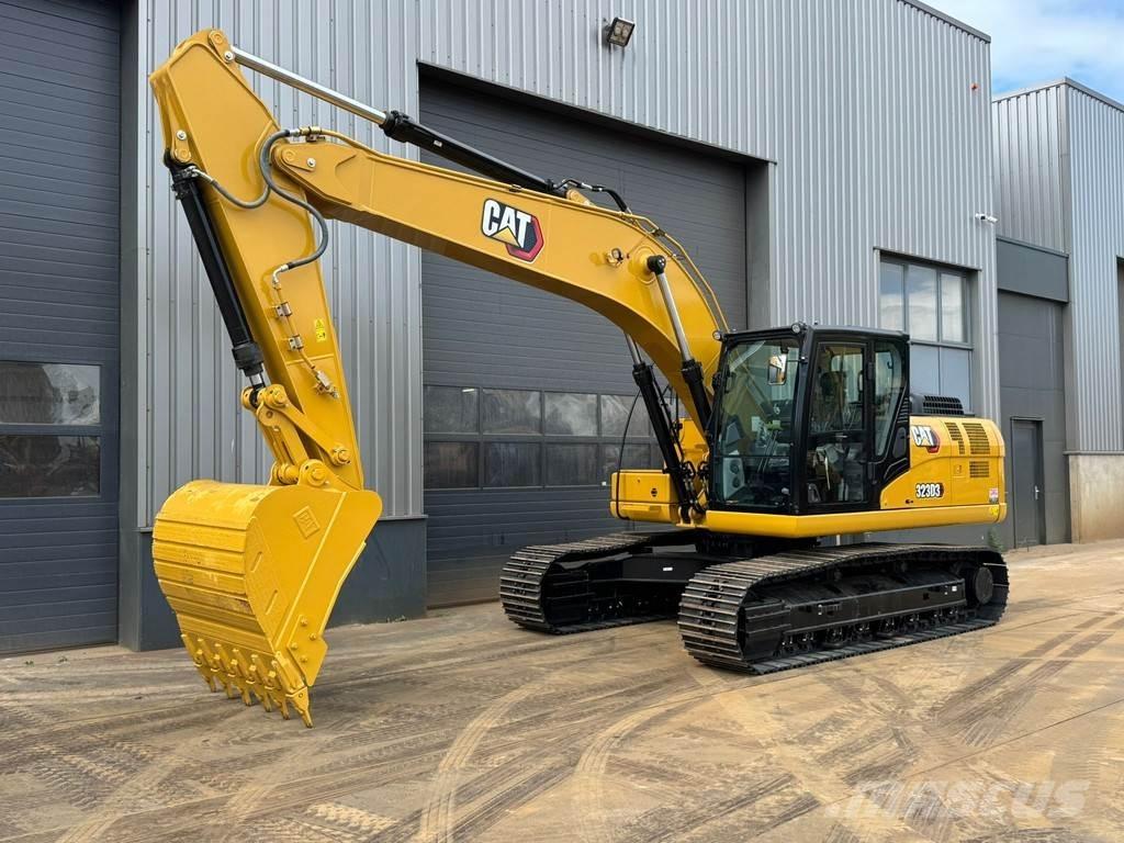 CAT 323D3 Bageri gusjeničari