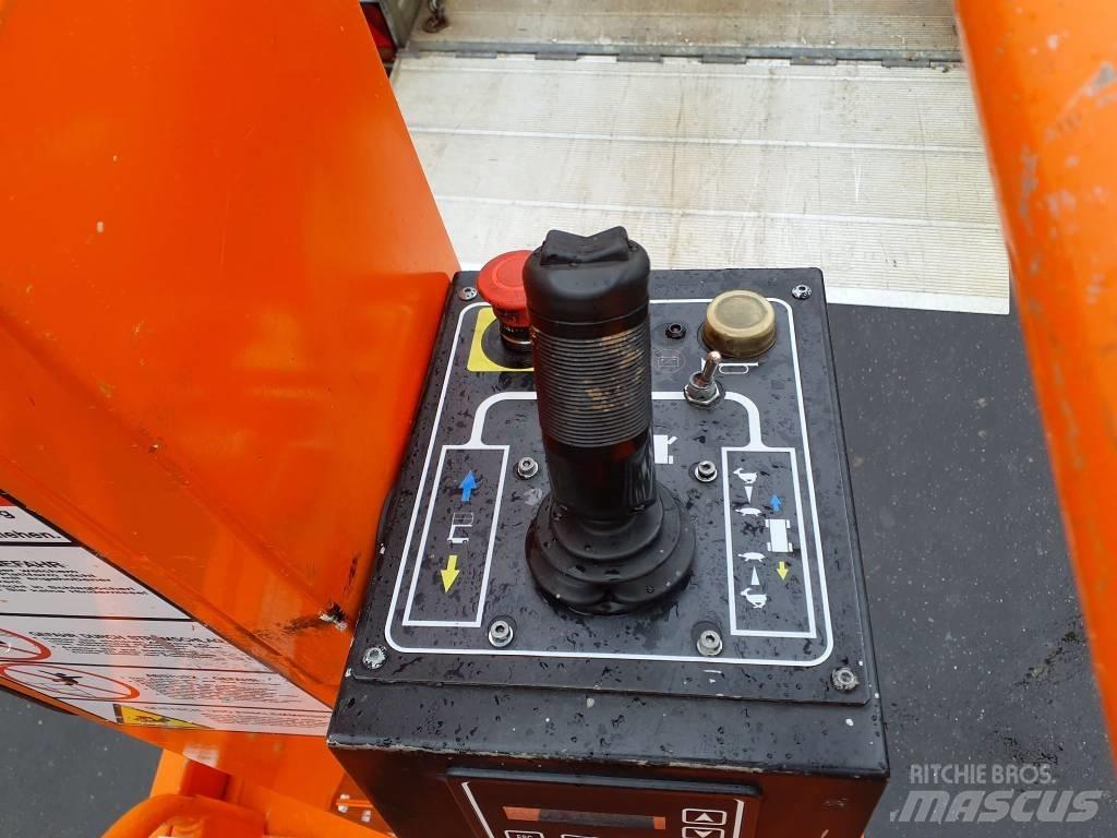 Snorkel TM12 (02719) Vertikalne radne podizne platforme
