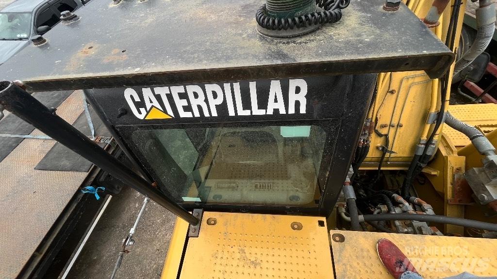 CAT 324 D L Bageri gusjeničari