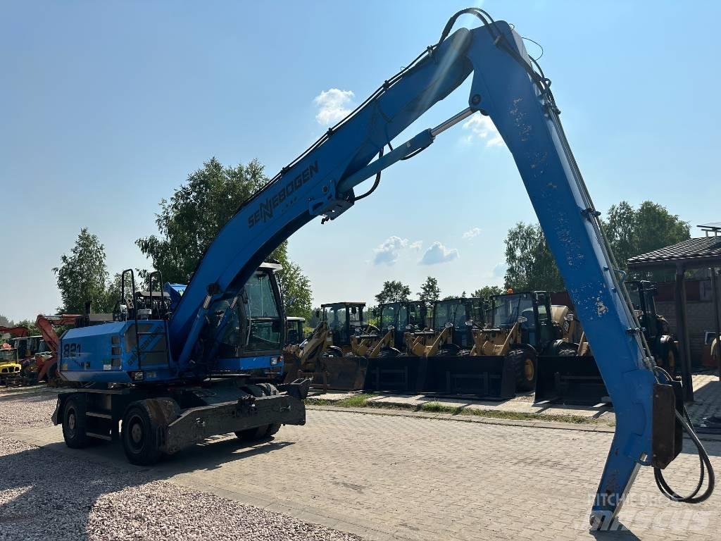 Sennebogen M 821 Bageri za manipuliranje materijalom / otpadom