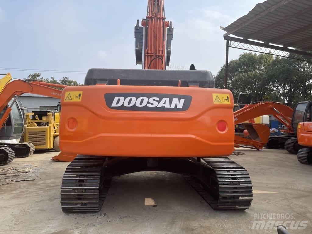 Doosan DX 300 LC Bageri gusjeničari