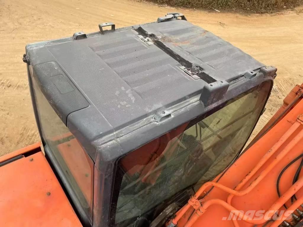 Hitachi ZX 200 Bageri gusjeničari