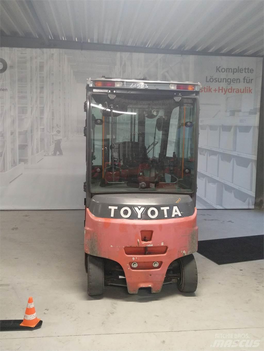 Toyota 8FBMT30 Električni viličari
