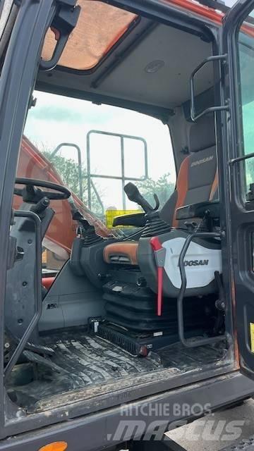 Doosan DX140W-5 Bageri na kotačima