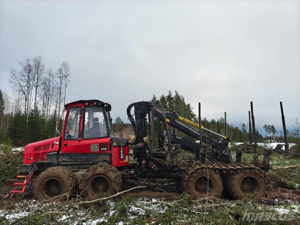 Komatsu 845 Forvarderi