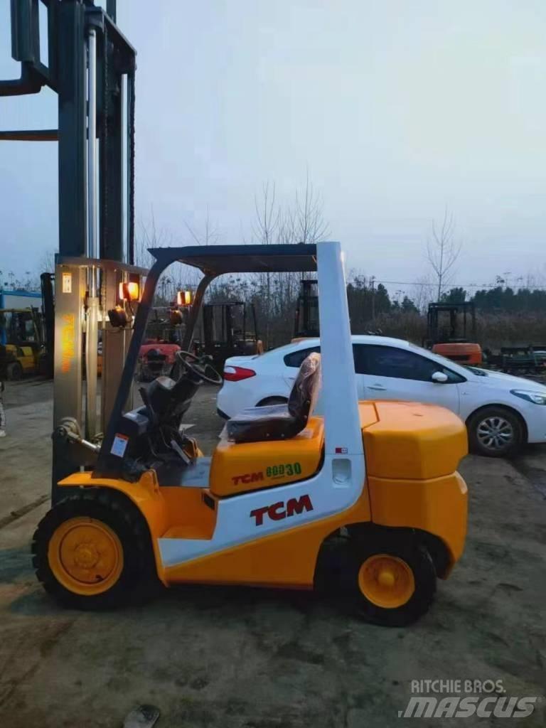 TCM FD30-1 Dizelski viličari