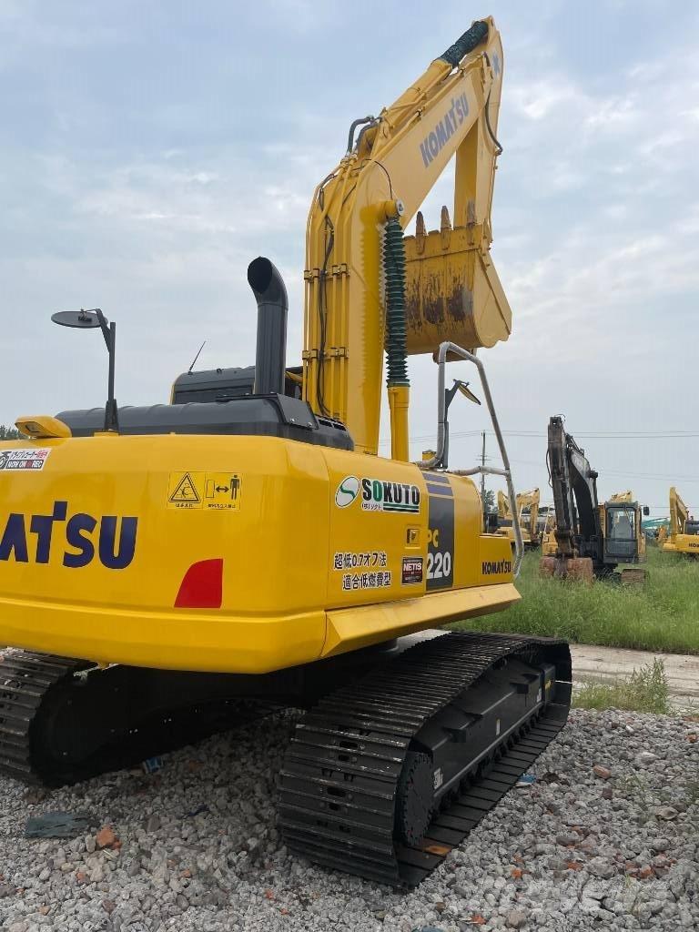 Komatsu PC 220 Bageri gusjeničari