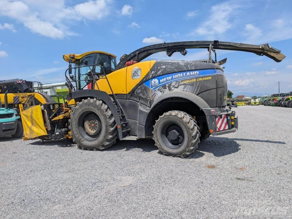 New Holland FR 650 Strojevi za krmu na vlastiti pogon