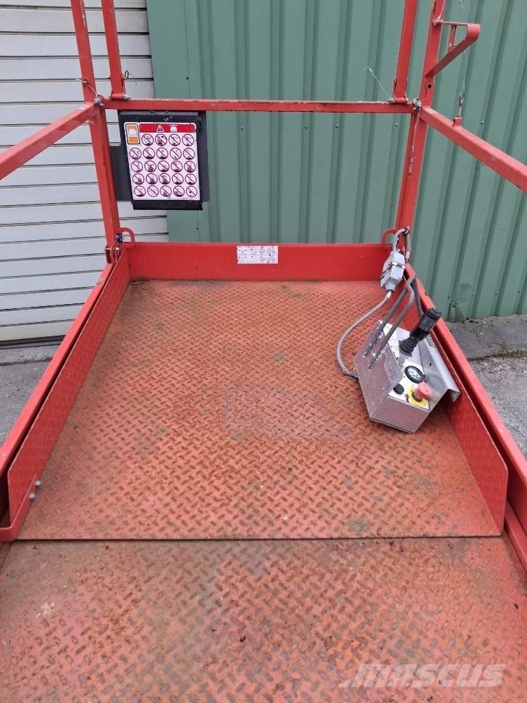 SkyJack SJ III 4632 Škaraste platforme