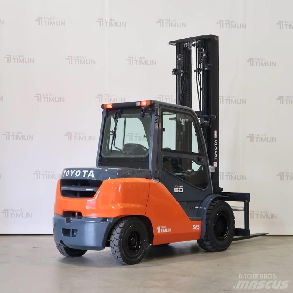 Toyota 40-8FD50N Dizelski viličari