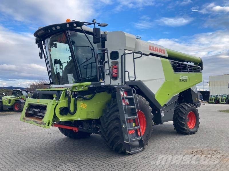 CLAAS LEXION 5400 Kombajni