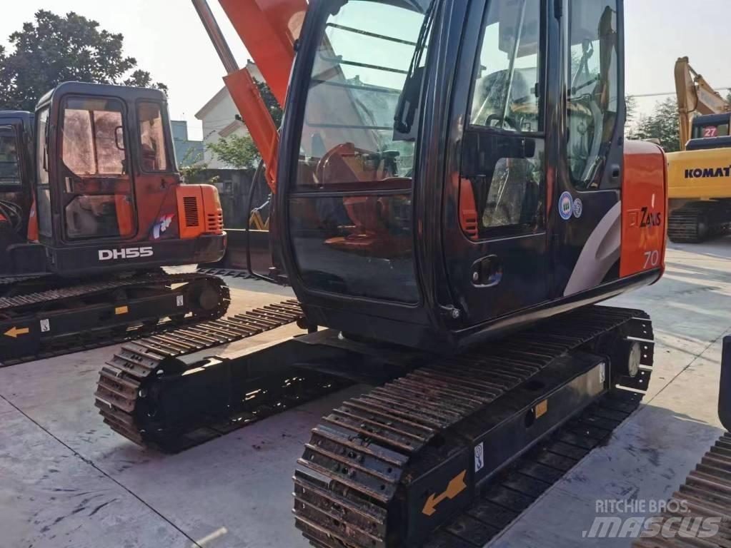 Hitachi ZX 70 Midi bageri 7t – 12t