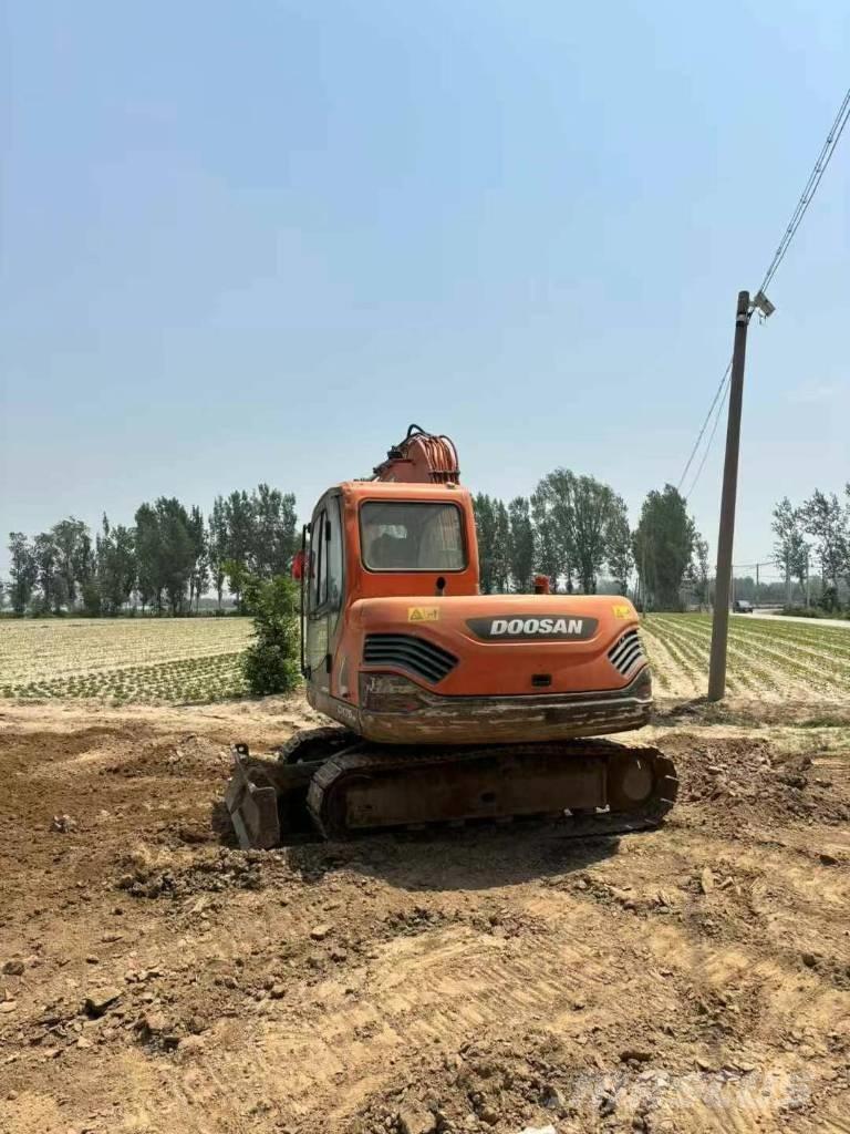 Doosan DX 75 Bageri gusjeničari