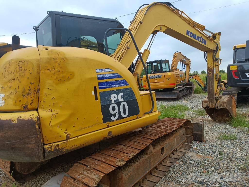 Komatsu PC 90 Bageri gusjeničari