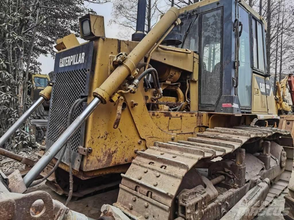 CAT D 6 G Buldožeri gusjeničari