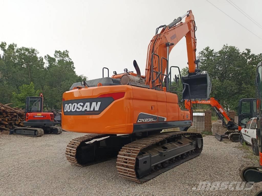 Doosan DX 235 NLC-5 Bageri gusjeničari