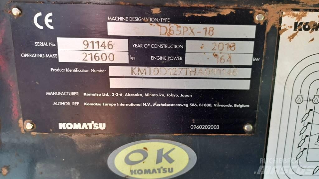 Komatsu D65PX-18 Buldožeri gusjeničari