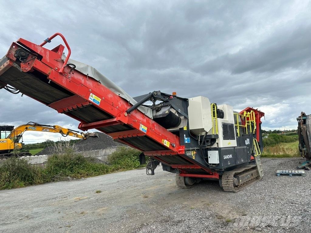 Sandvik QJ 241 Mobilne drobilice