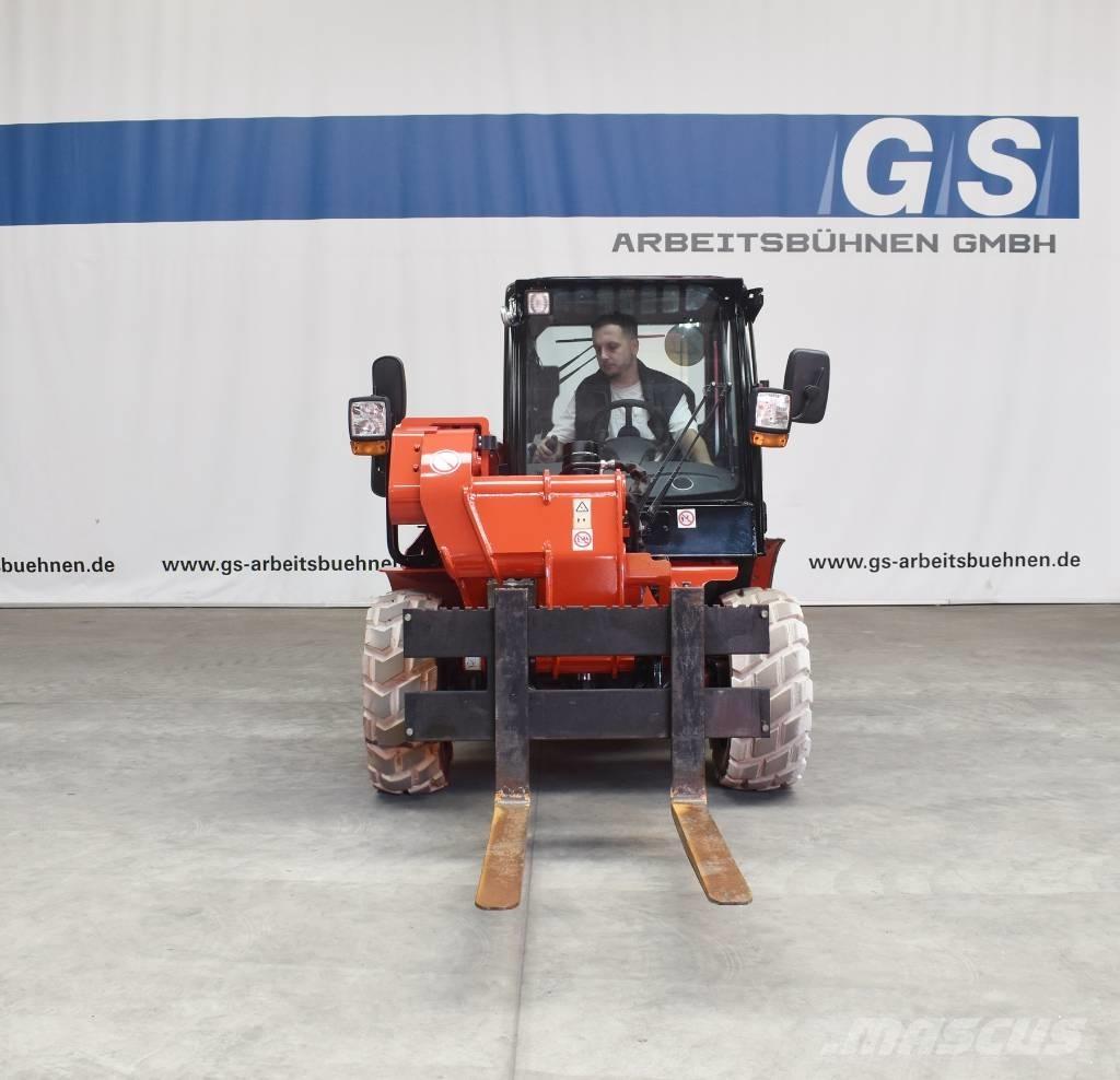 JCB 520-40 4WS Teleskopski viličari
