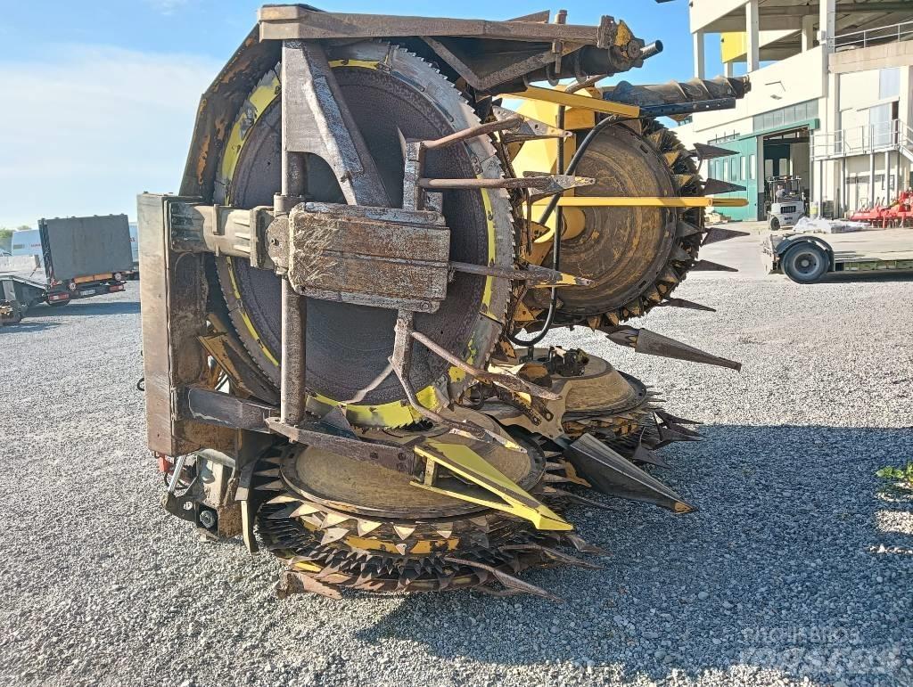 KEMPER 460 Strojevi za krmu na vlastiti pogon