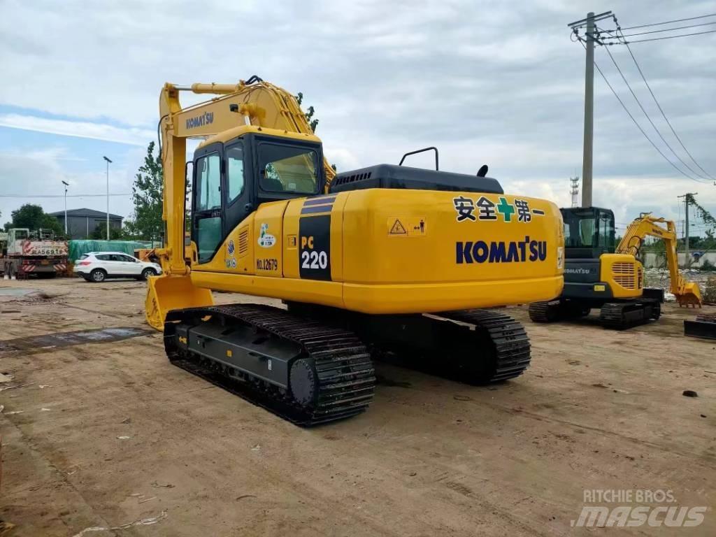 Komatsu PC 220 Bageri gusjeničari